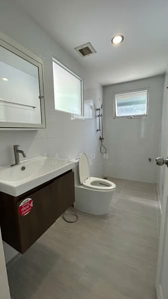 Parichart Suwinthawong, Bangkok, Khum Klao Road, Saen Sab, Min Buri, Bangkok, 3 Bedrooms, 130 sqm, Single Detached House For Rent, by Tayfun Suebsarakham , 500246282 - DDproperty.com