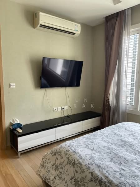 Siri At Sukhumvit, Bangkok, 902 Sukhumvit Road, Phra Kanong, Khlong Toei, Bangkok, 1 Bedroom, 52 sqm, Condo For Sale, by Tayfun Suebsarakham , 500246297 - DDproperty.com