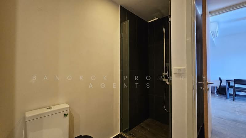 The Lofts Ekkamai, Bangkok, 1415 Sukhumvit Road, Phra Kanong Nua, Watthana, Bangkok, 1 Bedroom, 51 sqm, Condo For Rent, by BANGKOK PROPERTY AGENTS, 500246301 - DDproperty.com