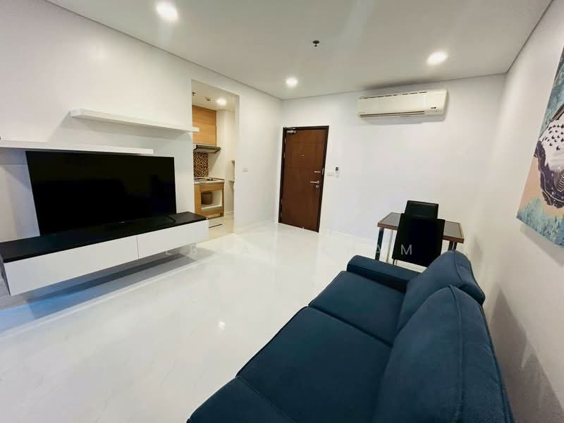 Le Luk Condominium, Bangkok, 1599 291 Sukhumvit Rd, Phra Kanong Nua, Watthana, Bangkok, Studio, 38 sqm, Condo For Rent, by Tayfun  Suebsarakham , 500246302 - DDproperty.com