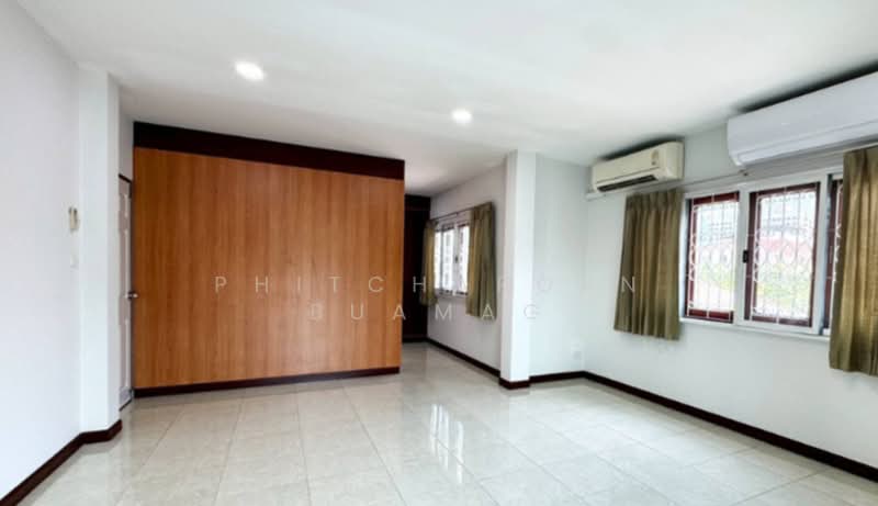 undefined, Bangkok, Suan Luang, Suan Luang, Bangkok, 4 Bedrooms, 185 sqm, Single Detached House For Rent, by Phitchaporn Buamag, 500246312 - DDproperty.com