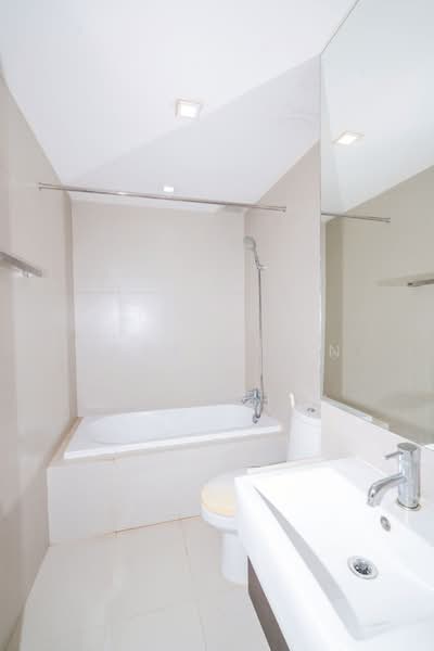 Noble Remix, Bangkok, 772 Soi Sukhumvit 36, Sukhumvit Road, Khong Tan, Khlong Toei, Bangkok, 2 Bedrooms, 183 sqm, Condo For Sale, by Rapeephan, 500246329 - DDproperty.com