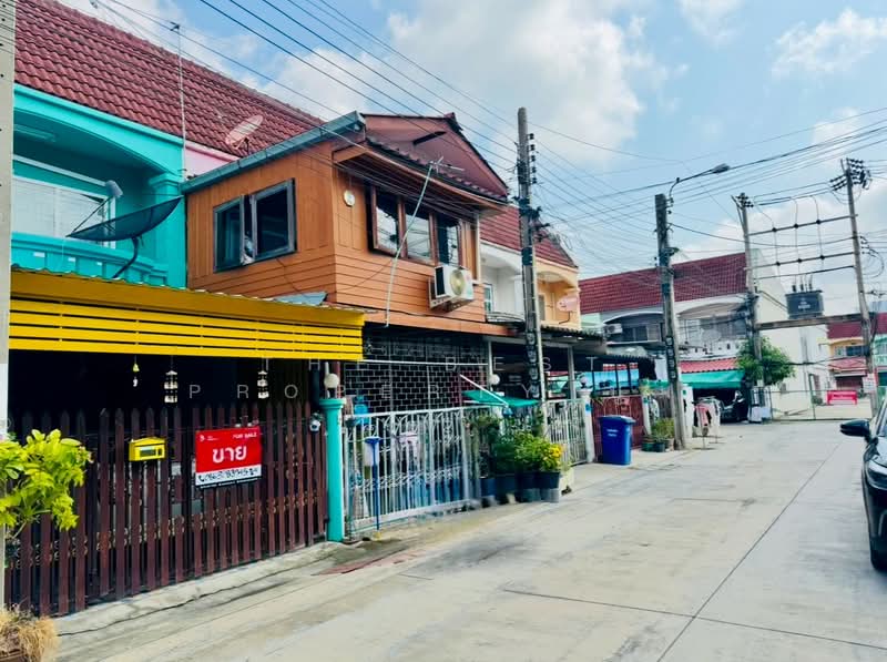 ปิยะพัฒนา สุขสวัสดิ์-พระสมุทรเจดีย์, สมุทรปราการ, ในคลองบางปลากด, พระสมุทรเจดีย์, สมุทรปราการ, 100 ตร.ม., ทาวน์เฮ้าส์ ขาย, โดย The Best Property บูม, 500246362 - DDproperty.com