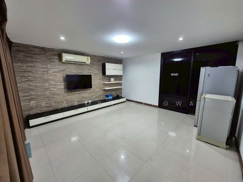 บ้าน 3-ห้องนอน, กรุงเทพ, สามเสนใน, พญาไท, กรุงเทพ, 200 ตร.ม., บ้านเดี่ยว ให้เช่า, โดย Nisakorn Wingwat, 500246380 - DDproperty.com