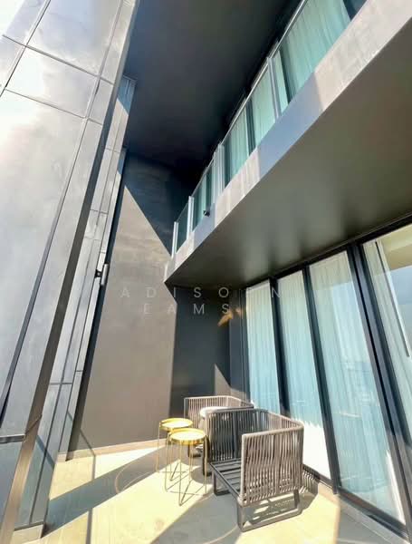 Noble Ploenchit, Bangkok, 1035 Ploenchit  Road, Lumphini, Pathum Wan, Bangkok, 3 Bedrooms, 209 sqm, Condo For Rent, by Adisorn Eamso, 500246410 - DDproperty.com