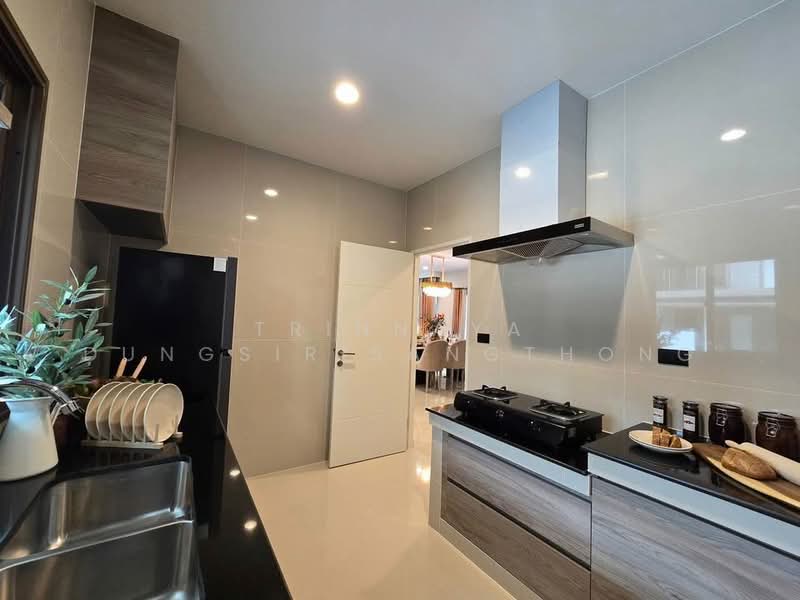 undefined, Bangkok, Hua Mak, Bang Kapi, Bangkok, 4 Bedrooms, 238 sqm, Single Detached House For Rent, by Trinnaya Dungsirisangthong, 500246417 - DDproperty.com