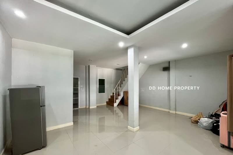 Baan Sri Prajak 7 Bang Kruai-Sai Noi, Nonthaburi, Bang Kruai-Sai Noi Road, Bang Bua Thong, Bang Bua Thong, Nonthaburi, 3 Bedrooms, 127 sqm, Townhouse For Sale, by ธวินันท์ มิ่งมงคล, 500246451 - DDproperty.com