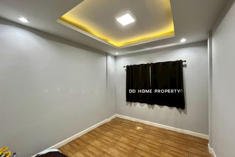 Baan Sri Prajak 7 Bang Kruai-Sai Noi, Nonthaburi, Bang Kruai-Sai Noi Road, Bang Bua Thong, Bang Bua Thong, Nonthaburi, 3 Bedrooms, 127 sqm, Townhouse For Sale, by ธวินันท์ มิ่งมงคล, 500246451 - DDproperty.com