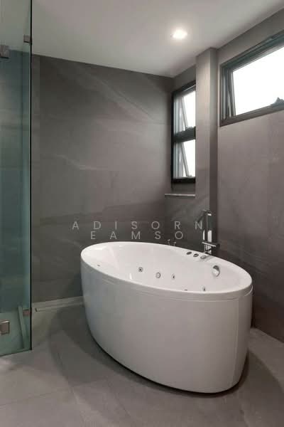 The Gentry Sukhumvit 101, Bangkok, Soi Sukhumvit 101, Sukhumvit Road, Bang Chak, Phra Khanong, Bangkok, 3 Bedrooms, 390 sqm, Single Detached House For Sale, by Adisorn Eamso, 500246487 - DDproperty.com