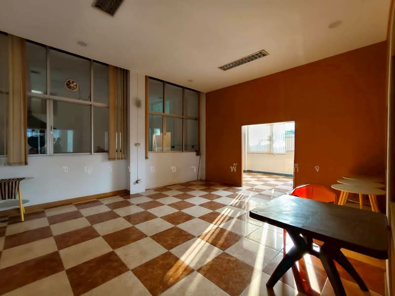 ขาย/ให้เช่า อพาร์ทเม้นท์ 5 ชั้น 47 ห้อง 112 ตรว. Yield 8.2% ทำเลศักยภาพสำโรง-ทางรถไฟสายเก่า, สมุทรปราการ, สำโรงใต้, พระประแดง, สมุทรปราการ, 2,240 ตร.ม., กิจการ ขาย, โดย ชญาพิชชา พันธกิจ, 500246500 - DDproperty.com