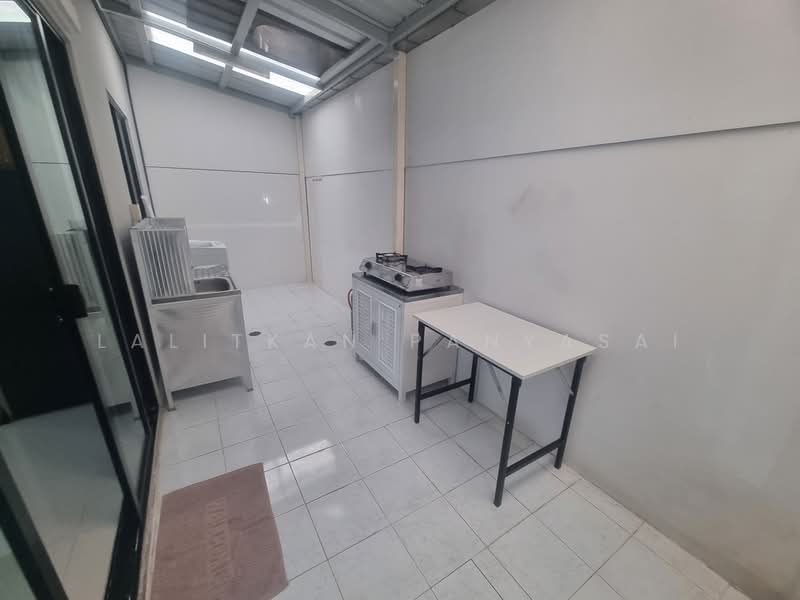 The Connect Pattanakarn 38, Bangkok, Soi Phatthanakan 38, Phatthanakan Road, Suan Luang, Suan Luang, Bangkok, 3 Bedrooms, 120 sqm, Townhouse For Rent, by Lalitkan Panyasai, 500246513 - DDproperty.com