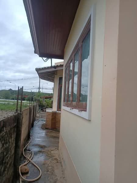 บ้านเดี่ยวนาชะอัง ชุมพร, Chumphon, Na Chaang, Muang Chumphon, Chumphon, 3 Bedrooms, 100 sqm, Single Detached House For Sale, by The Best Property เปรม, 500246532 - DDproperty.com