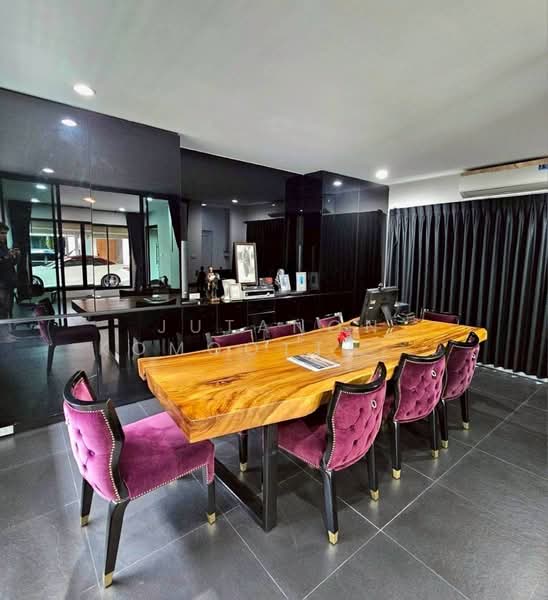 Nirvana Icon Wongwaen - Rama 9, Bangkok, Krungthep Kreetha Road, Saphan Sung, Saphan Sung, Bangkok, 6 Bedrooms, 1,000 sqm, Single Detached House For Sale, by Jutanon Komoottanaruk, 500246553 - DDproperty.com