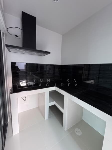 Baan Klang Muang Rama 9-Krungthep Kreetha, Bangkok, Soi Kanchanaphisek 23, Saphan Sung, Saphan Sung, Bangkok, 2 Bedrooms, 152 sqm, Townhouse For Rent, by Sunitra Sachdev, 500246556 - DDproperty.com