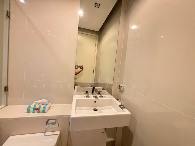 Equinox Phahol Vibha, Bangkok, 345 Paholyothin Road, Jom Phon, Chatuchak, Bangkok, 1 Bedroom, 30 sqm, Condo For Rent, by Natrinee Aphirachatanon, 500246575 - DDproperty.com