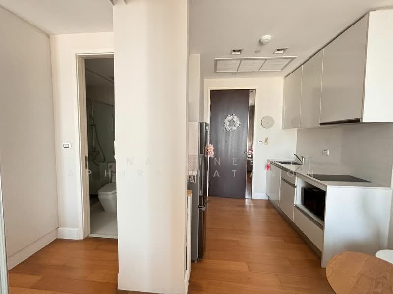 Equinox Phahol Vibha, Bangkok, 345 Paholyothin Road, Jom Phon, Chatuchak, Bangkok, 1 Bedroom, 30 sqm, Condo For Rent, by Natrinee Aphirachatanon, 500246575 - DDproperty.com