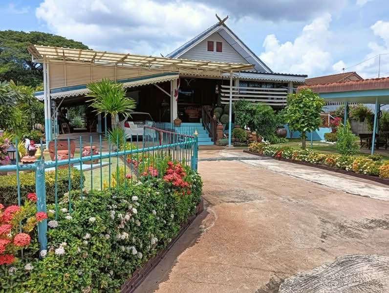 บ้านเดี่ยวพร้อมที่ดินนครสวรรค์ออก นครสวรรค์, Nakhon Sawan, Nakhonsawan Ok, Muang Nakhon Sawan, Nakhon Sawan, 4 Bedrooms, 100 sqm, Single Detached House For Sale, by The Best Property Agent ปัต, 500246576 - DDproperty.com