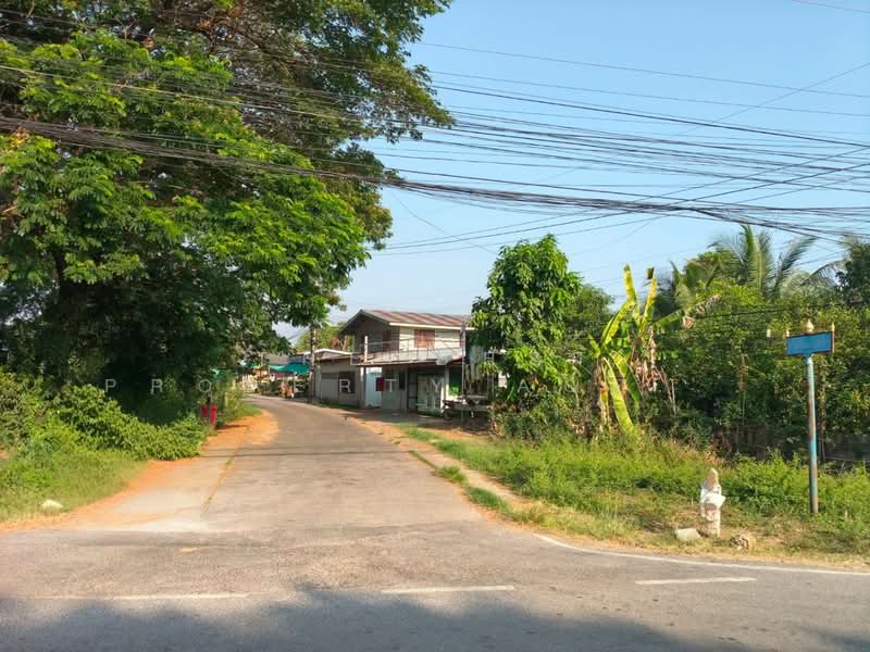 บ้านเดี่ยวพร้อมที่ดินนครสวรรค์ออก นครสวรรค์, Nakhon Sawan, Nakhonsawan Ok, Muang Nakhon Sawan, Nakhon Sawan, 4 Bedrooms, 100 sqm, Single Detached House For Sale, by The Best Property Agent ปัต, 500246576 - DDproperty.com