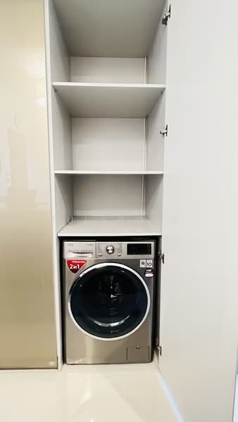 Siamese Exclusive Sukhumvit 31, Bangkok, 75 Soi Sukhumvit 31, Khlong Tan Nua, Watthana, Bangkok, 2 Bedrooms, 116 sqm, Condo For Rent, by Tulaporn Onjun, 500246592 - DDproperty.com