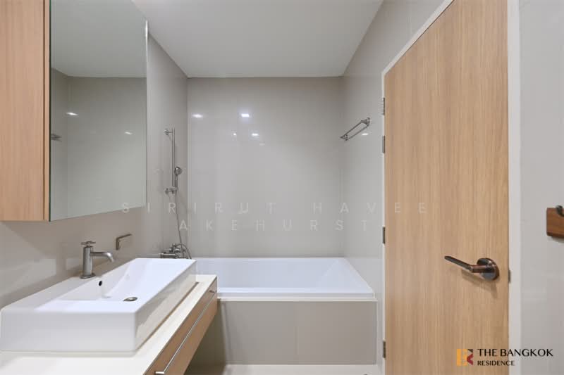 The Issara Ladprao, Bangkok, 296 Ladpao Road, Jom Phon, Chatuchak, Bangkok, 1 Bedroom, 72 sqm, Condo For Sale, by Sirirut Havee Akehurst, 500246600 - DDproperty.com