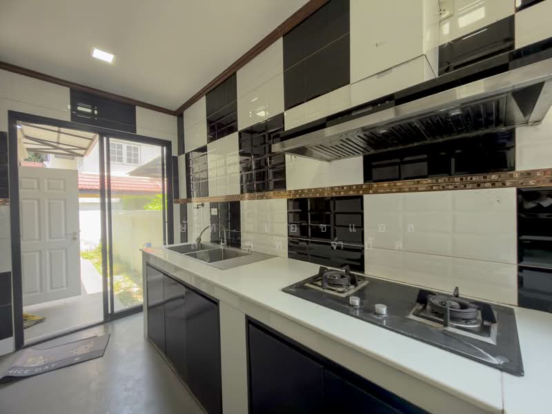 Sirichan Chimphli, Bangkok, Chim Plee, Taling Chan, Bangkok, 4 Bedrooms, 300 sqm, Single Detached House For Sale, by บริษัท เอชแอล แอสเซท จำกัด, 500246602 - DDproperty.com