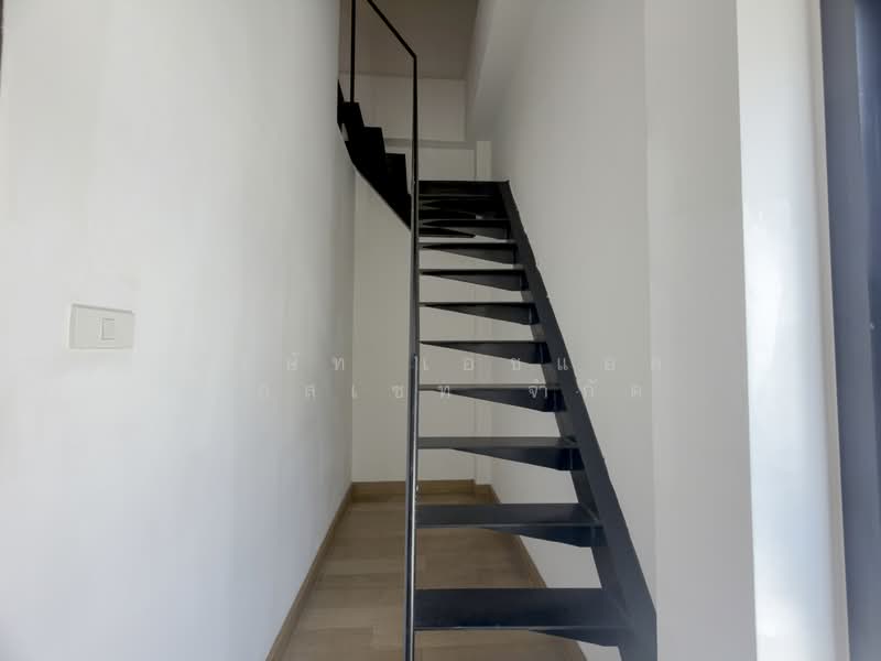 Sirichan Chimphli, Bangkok, Chim Plee, Taling Chan, Bangkok, 4 Bedrooms, 300 sqm, Single Detached House For Sale, by บริษัท เอชแอล แอสเซท จำกัด, 500246602 - DDproperty.com