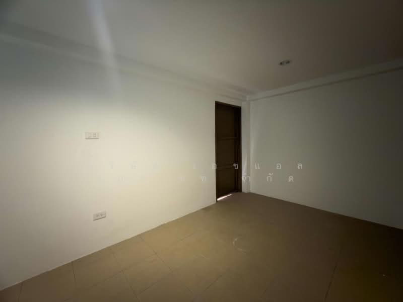 Sirichan Chimphli, Bangkok, Chim Plee, Taling Chan, Bangkok, 4 Bedrooms, 300 sqm, Single Detached House For Sale, by บริษัท เอชแอล แอสเซท จำกัด, 500246602 - DDproperty.com