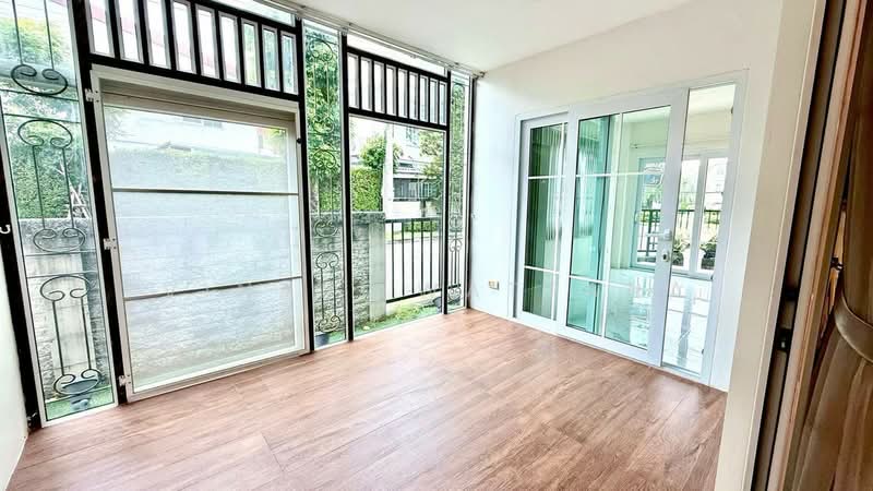 Grandio Ladprao-Kaset Nawamin, Bangkok, Soi Nawamin 42, Yeak 27, Khlong Kum, Bueng Kum, Bangkok, 3 Bedrooms, 264 sqm, Single Detached House For Sale, by Vinai  Wattana, 500246622 - DDproperty.com