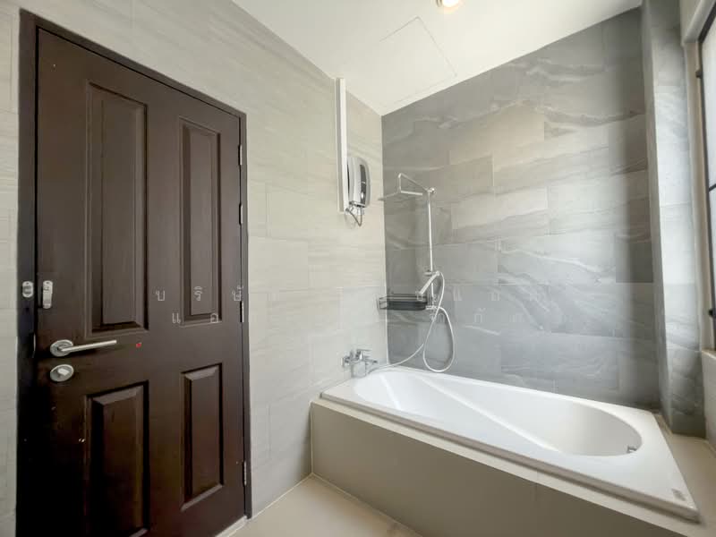 Sirichan Chimphli Taling Chan, Bangkok, Chim Plee, Taling Chan, Bangkok, 4 Bedrooms, 300 sqm, Single Detached House For Rent, by บริษัท เอชแอล แอสเซท จำกัด, 500246624 - DDproperty.com