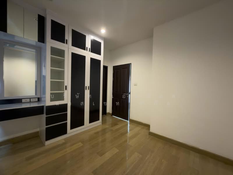 Sirichan Chimphli Taling Chan, Bangkok, Chim Plee, Taling Chan, Bangkok, 4 Bedrooms, 300 sqm, Single Detached House For Rent, by บริษัท เอชแอล แอสเซท จำกัด, 500246624 - DDproperty.com
