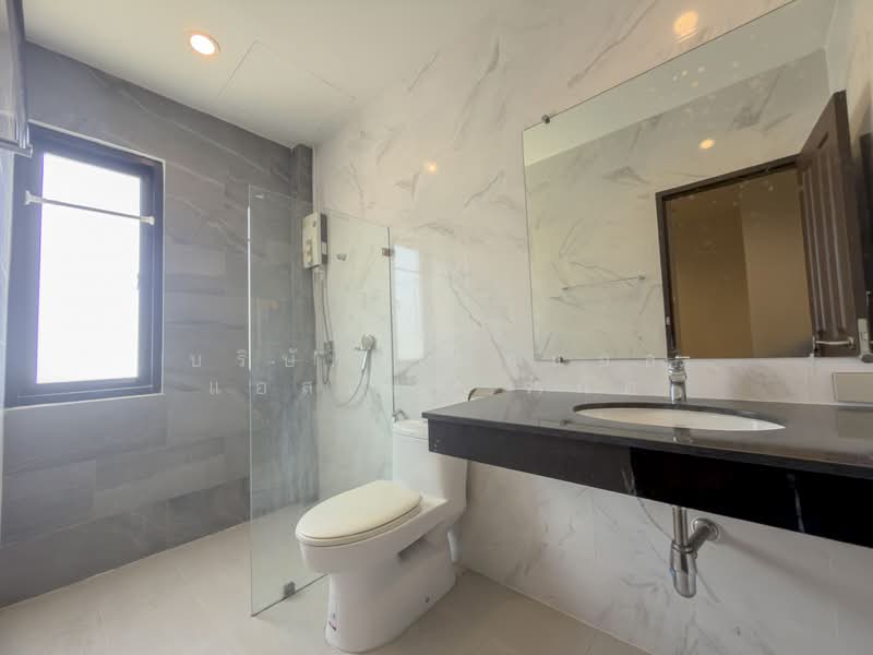 Sirichan Chimphli Taling Chan, Bangkok, Chim Plee, Taling Chan, Bangkok, 4 Bedrooms, 300 sqm, Single Detached House For Rent, by บริษัท เอชแอล แอสเซท จำกัด, 500246624 - DDproperty.com