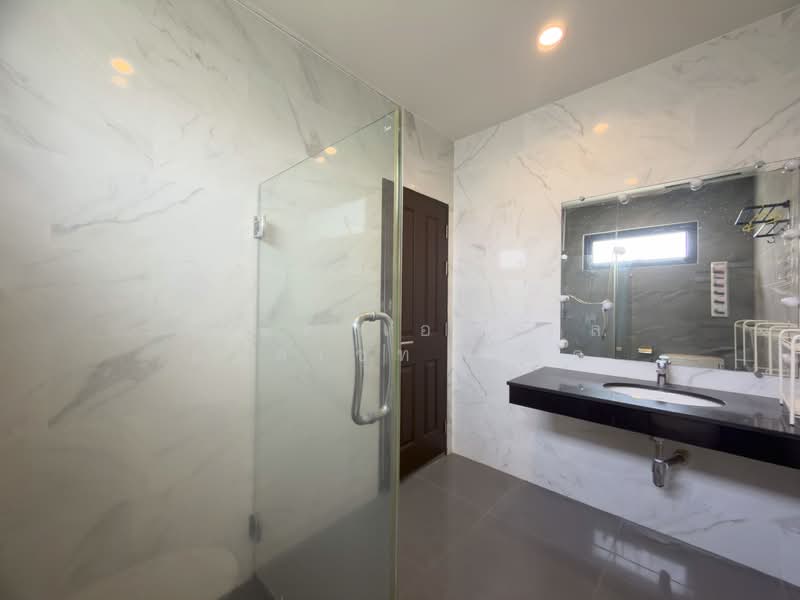 Sirichan Chimphli Taling Chan, Bangkok, Chim Plee, Taling Chan, Bangkok, 4 Bedrooms, 300 sqm, Single Detached House For Rent, by บริษัท เอชแอล แอสเซท จำกัด, 500246624 - DDproperty.com