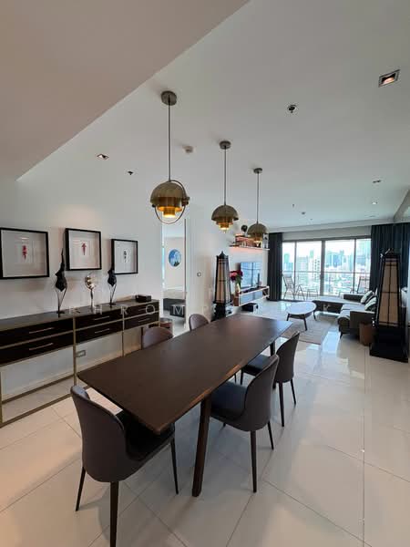 The Lakes, Bangkok, 123 Ratchadaphisek Road, Khlong Toei, Khlong Toei, Bangkok, 2 Bedrooms, 173 sqm, Condo For Rent, by Manapong Phromphitak, 500246627 - DDproperty.com