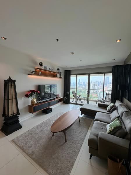 The Lakes, Bangkok, 123 Ratchadaphisek Road, Khlong Toei, Khlong Toei, Bangkok, 2 Bedrooms, 173 sqm, Condo For Rent, by Manapong Phromphitak, 500246627 - DDproperty.com