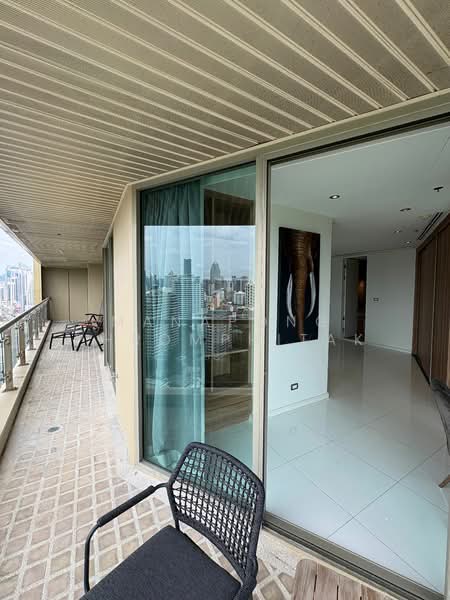 The Lakes, Bangkok, 123 Ratchadaphisek Road, Khlong Toei, Khlong Toei, Bangkok, 2 Bedrooms, 173 sqm, Condo For Rent, by Manapong Phromphitak, 500246627 - DDproperty.com