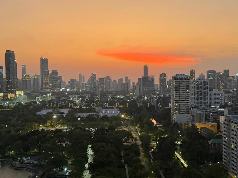 The Lakes, Bangkok, 123 Ratchadaphisek Road, Khlong Toei, Khlong Toei, Bangkok, 2 Bedrooms, 173 sqm, Condo For Rent, by Manapong Phromphitak, 500246627 - DDproperty.com