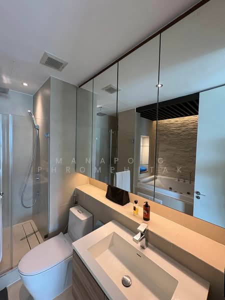 The Lakes, Bangkok, 123 Ratchadaphisek Road, Khlong Toei, Khlong Toei, Bangkok, 2 Bedrooms, 173 sqm, Condo For Rent, by Manapong Phromphitak, 500246627 - DDproperty.com