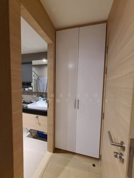 Klass Silom, Bangkok, 52 Silom Road, Silom, Bang Rak, Bangkok, 2 Bedrooms, 42 sqm, Condo For Sale, by Manapong Phromphitak, 500246641 - DDproperty.com