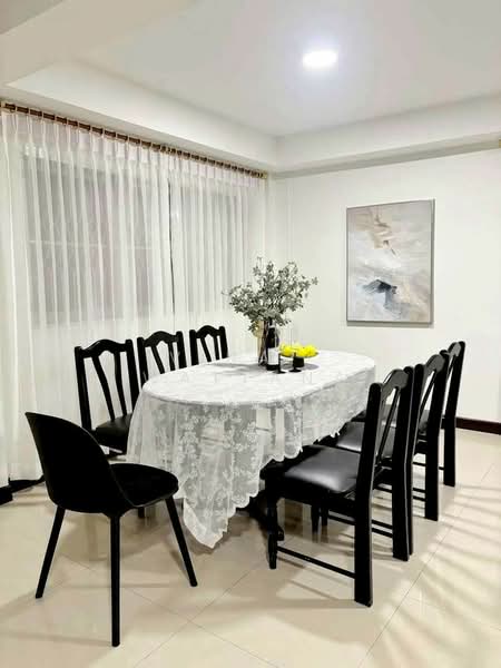 6-BR House, Bangkok, Huai Khwang, Huai Khwang, Bangkok, 6 Bedrooms, 300 sqm, Single Detached House For Rent, by Vinai Wattana, 500246676 - DDproperty.com