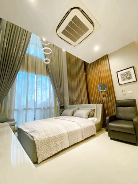 The City Pattanakarn, Bangkok, On Nut Road, Prawet, Prawet, Bangkok, 8 Bedrooms, 400 sqm, Single Detached House For Rent, by Rattanaphon Yungprakhon, 500246683 - DDproperty.com