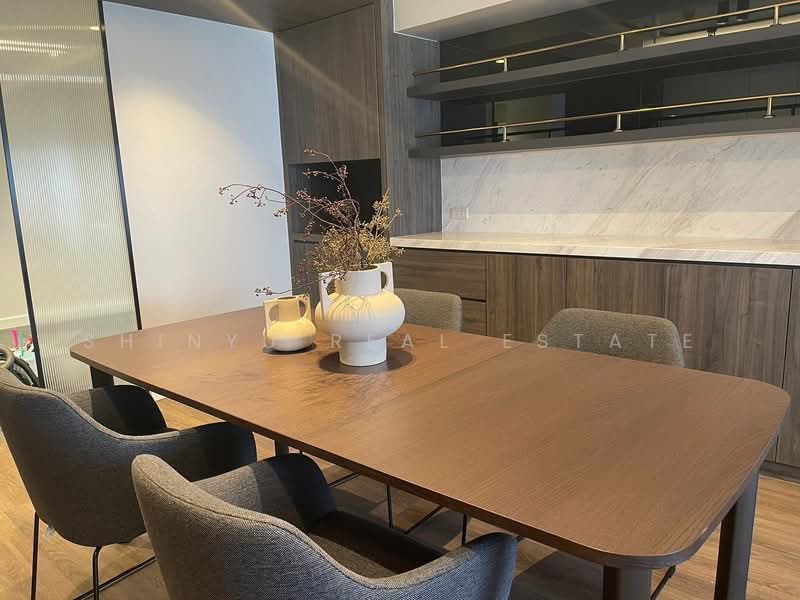 State Tower, Bangkok, 1055 Silom Road, Silom, Bang Rak, Bangkok, 2 Bedrooms, 126 sqm, Condo For Rent, by Shinyu Real Estate, 500246684 - DDproperty.com