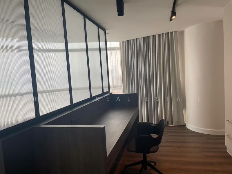 State Tower, Bangkok, 1055 Silom Road, Silom, Bang Rak, Bangkok, 2 Bedrooms, 126 sqm, Condo For Rent, by Shinyu Real Estate, 500246684 - DDproperty.com
