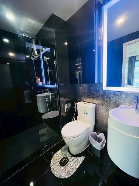 Rhythm Sukhumvit 36-38, Bangkok, 55 Soi Sukhumvit 36, Sukhumvit Road, Phra Kanong, Khlong Toei, Bangkok, 1 Bedroom, 33 sqm, Condo For Rent, by Keller Williams, 500246685 - DDproperty.com