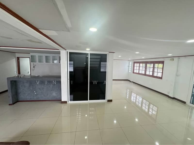 undefined, Bangkok, Suan Luang, Suan Luang, Bangkok, 5 Bedrooms, 360 sqm, Single Detached House For Sale, by Vinai Wattana, 500246694 - DDproperty.com