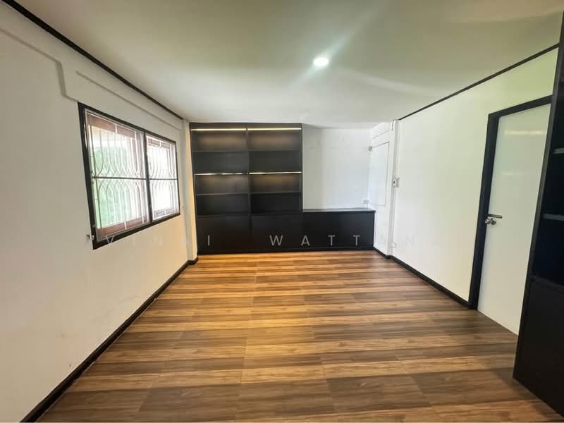 undefined, Bangkok, Suan Luang, Suan Luang, Bangkok, 5 Bedrooms, 360 sqm, Single Detached House For Sale, by Vinai Wattana, 500246694 - DDproperty.com