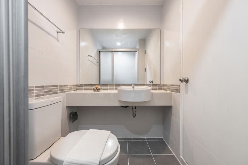 Lumpini Place Borom Ratchachonni - Pinklao, Bangkok, Boromratchachonnanee Road, Taling Chan, Taling Chan, Bangkok, 1 Bedroom, 32 sqm, Condo For Sale, by One Re., 500246698 - DDproperty.com