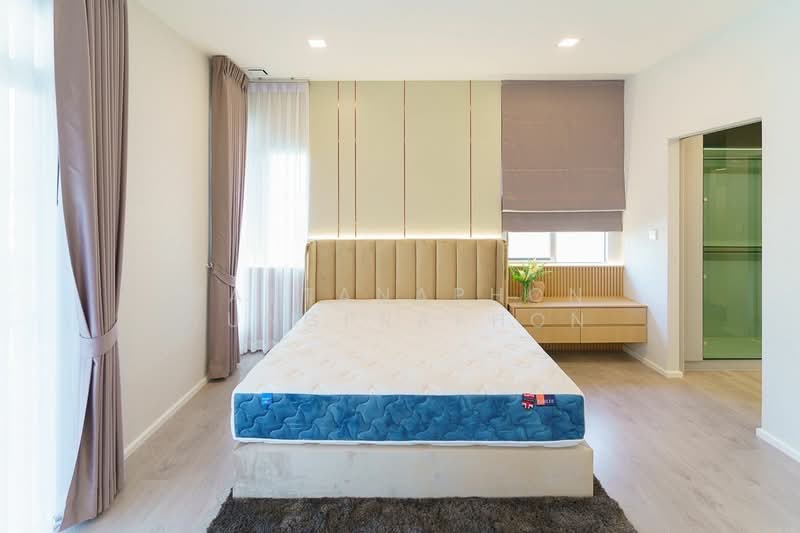 Mantana Bangna-Wongwaen, Bangkok, Soi Ramkhamhaeng 2, Dok Mai, Prawet, Bangkok, 4 Bedrooms, 184 sqm, Single Detached House For Sale, by Rattanaphon Yungprakhon, 500246725 - DDproperty.com