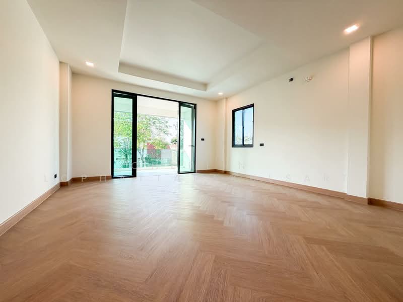 Laddarom Pinklao-Kanchanapisek, Nonthaburi, Kanchanaphisek Road, Bang Muang, Bang Yai, Nonthaburi, 4 Bedrooms, 220 sqm, Single Detached House For Sale, by Cherlin  Lophattarakulsart, 500246734 - DDproperty.com