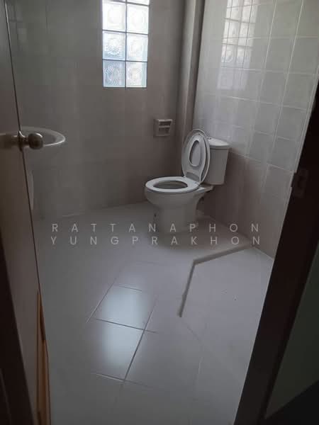 Baan Klang Muang Rama9-Srinakarin, Bangkok, Srinakarin Road, Suan Luang, Suan Luang, Bangkok, 3 Bedrooms, 280 sqm, Townhouse For Rent, by Rattanaphon Yungprakhon, 500246739 - DDproperty.com