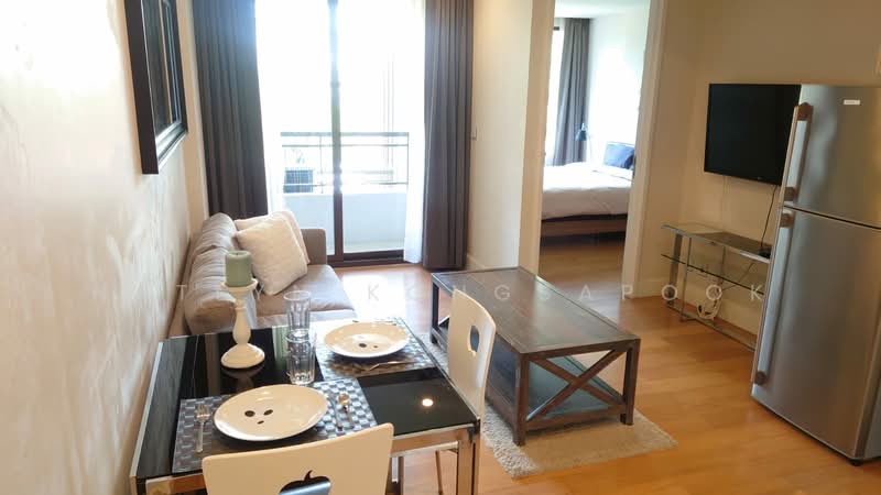Collezio Sathorn-Pipat, Bangkok, 41 Soi Pipat 1 Silom Road, Silom, Bang Rak, Bangkok, 1 Bedroom, 44 sqm, Condo For Rent, by Natlyn Kongsapook, 500246768 - DDproperty.com